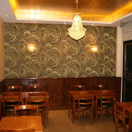 Hotel Bellevue Saint-lazare 2*