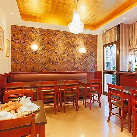 Bellevue Saint-lazare Hotel 2*