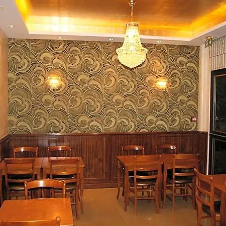 Hotel Bellevue Saint-lazare 2*