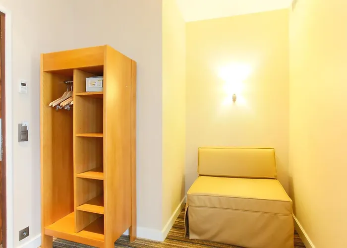 Otel Bellevue Saint-lazare Paris