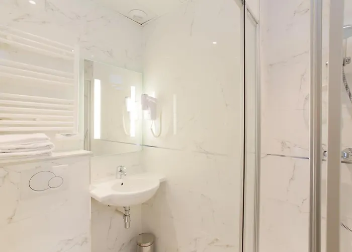 Hotel Bellevue Saint-lazare
