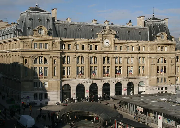 Hotel Bellevue Saint-lazare 2*